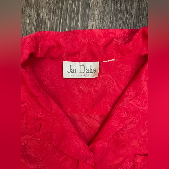 Jai Dalis Red Patterned Women’s Button Down - Picture 7 of 7